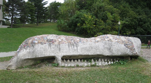 Whale sculpture, Poughkeepsie